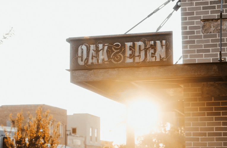 Mcallen: Best American Made Whiskey – Oak and Eden.